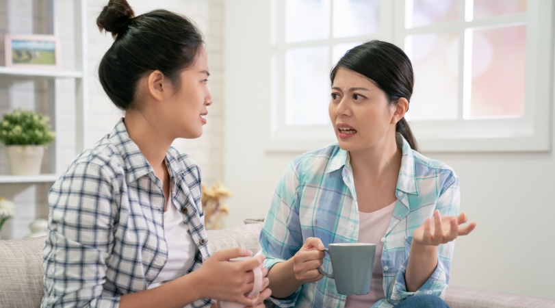 Hindari Hal Ini! 5 Respon Haram Ketika Menjadi Pendengar Curhat Temenmu